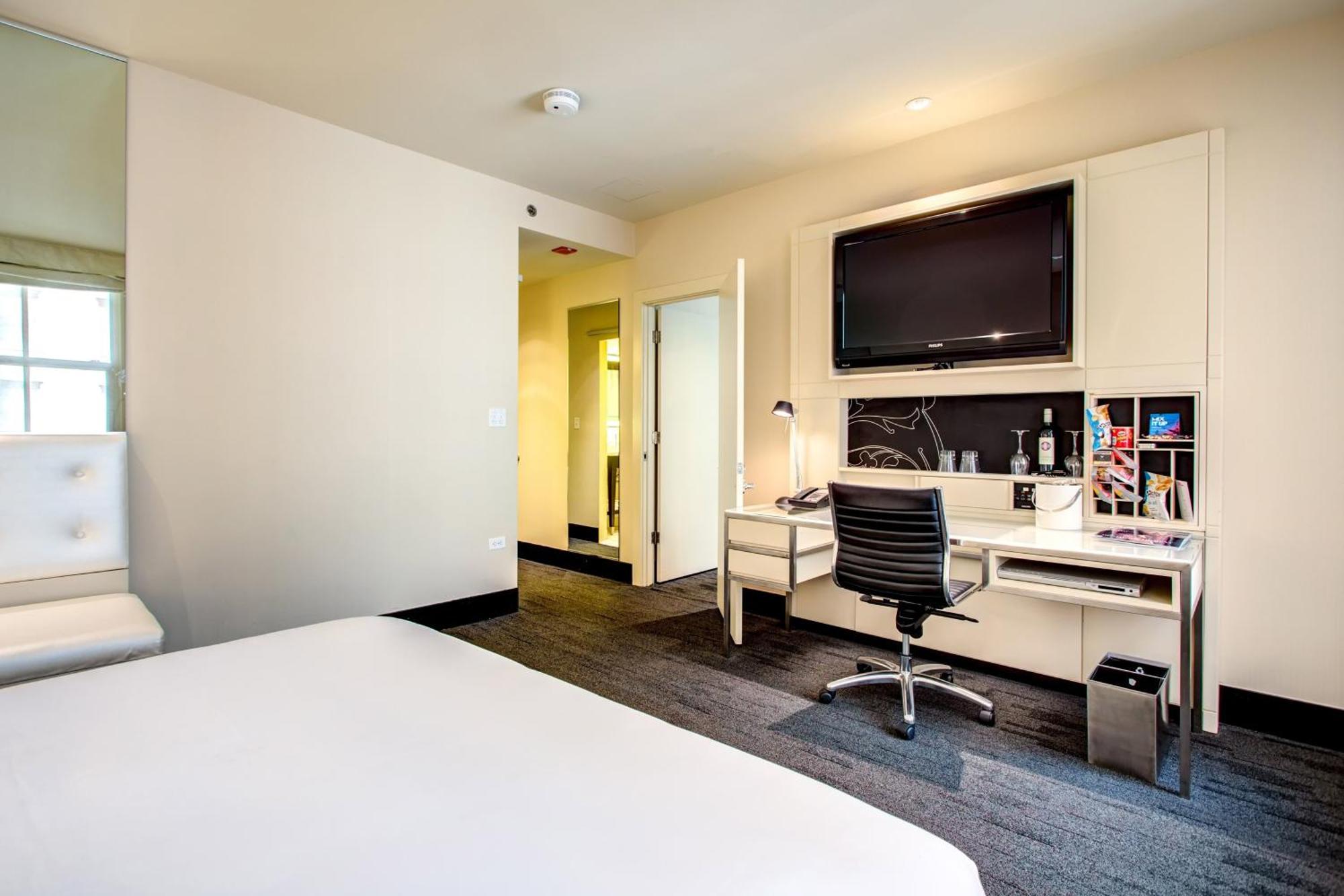 ดับเบิลยู ชิคาโก ซิตี เซ็นเตอร์ Hotel ภายนอก รูปภาพ